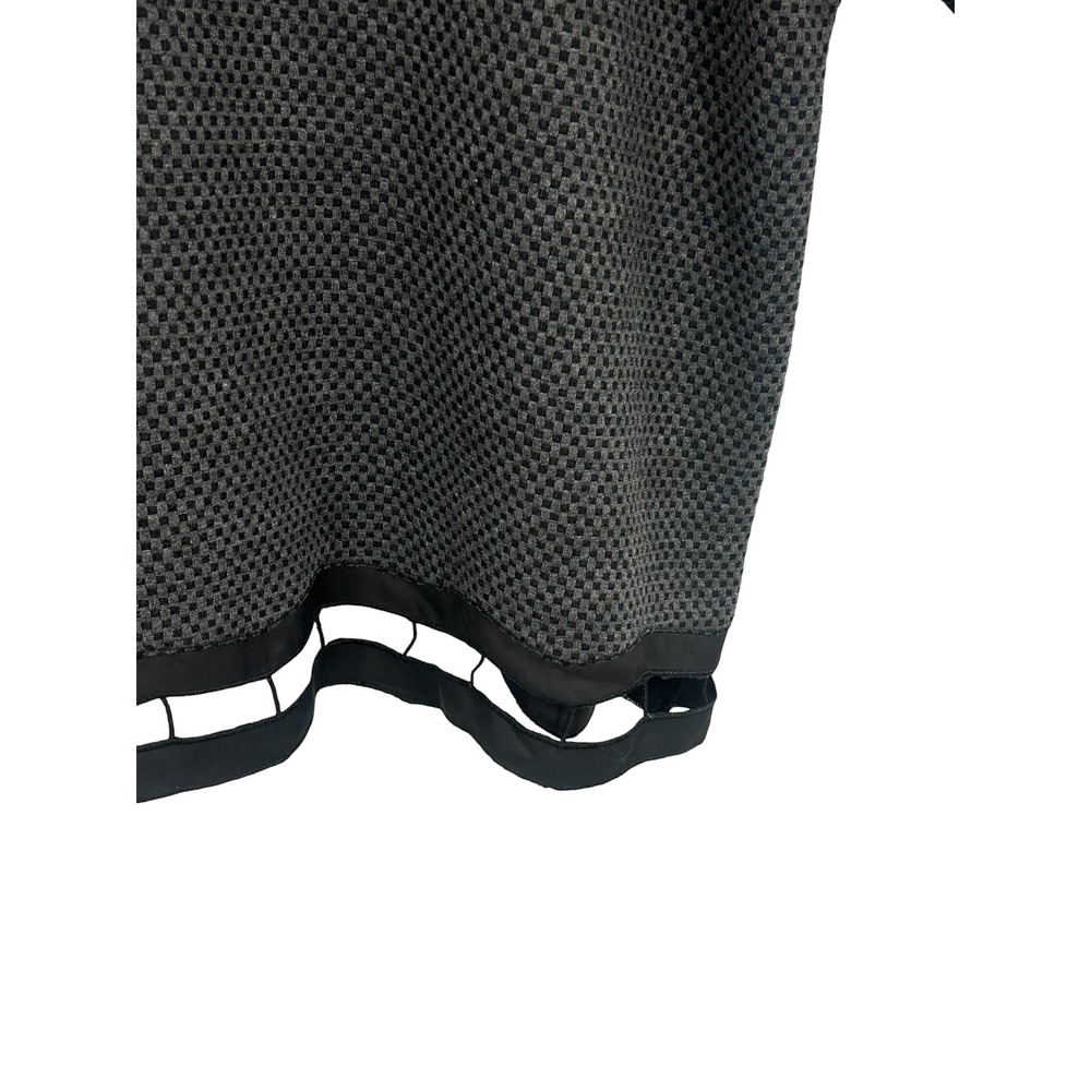 Hem & Thread Small Black Gray Textured Knit Boxy Top Cutout Hem Sleeve - Picture 2 of 7